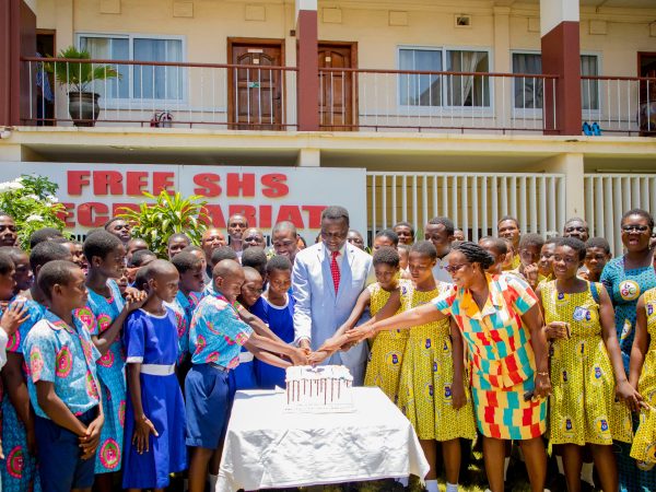 Education  Minister Celebrates 60th Birthday with School Children