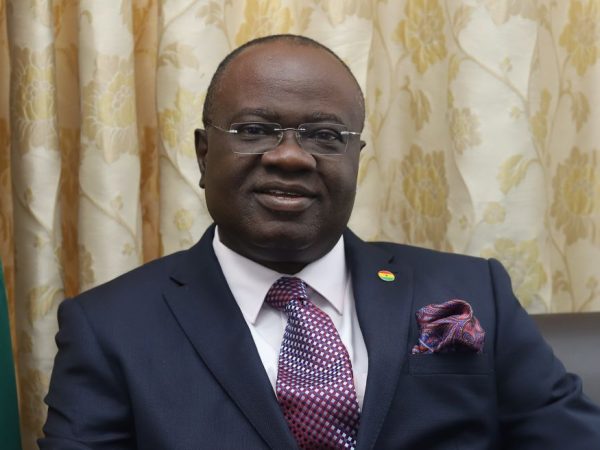 Former Deputy Foreign Minister Advises New Minister on Diplomatic Approach