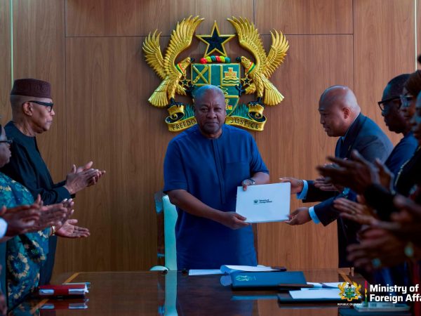 Mahama Receives Five Reports as Ghana Sharpens Agenda for 2027 AU Chairmanship